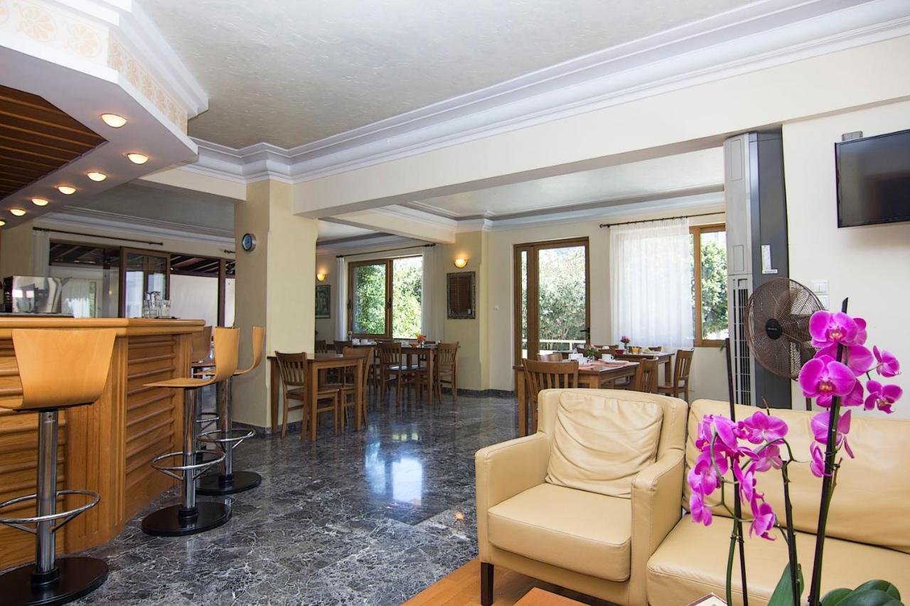 Hotel Stoupa Gasthof Stoúpa
